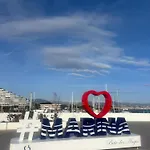 Equipe & Lumineux - Jardin Terrasse Et Parking Prive